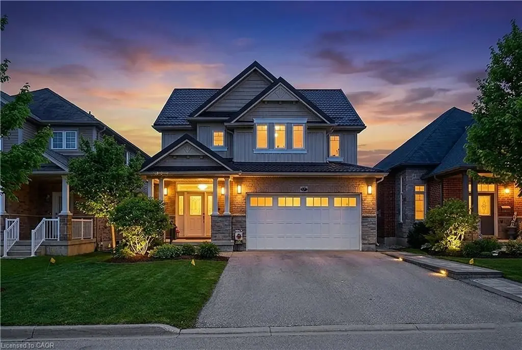 27 Cox ST, Cambridge, ON N1S 0A3