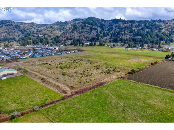 Olsen LN #103, Brookings, OR 97415