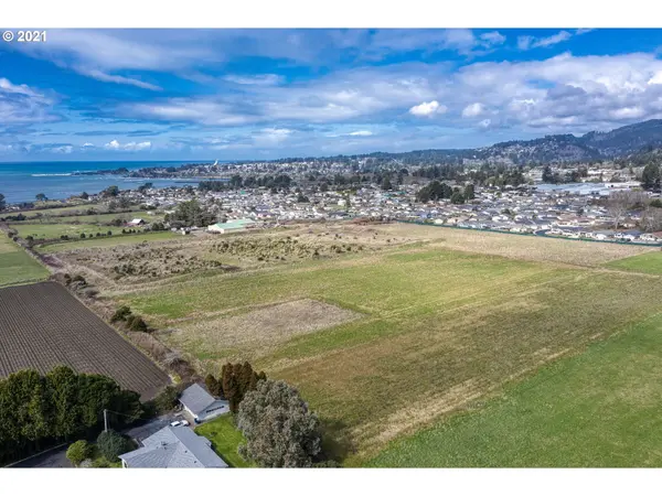 Olsen LN #103, Brookings, OR 97415