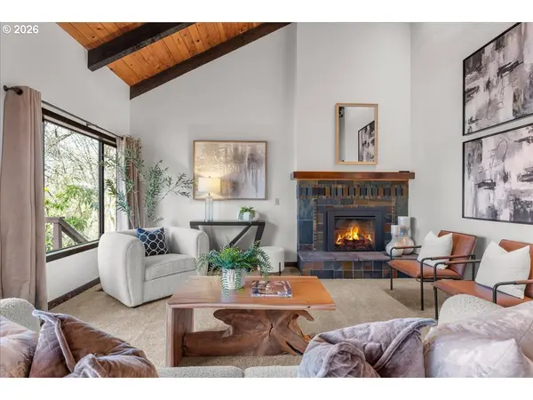 3904 VIEWCREST RD S, Salem, OR 97302