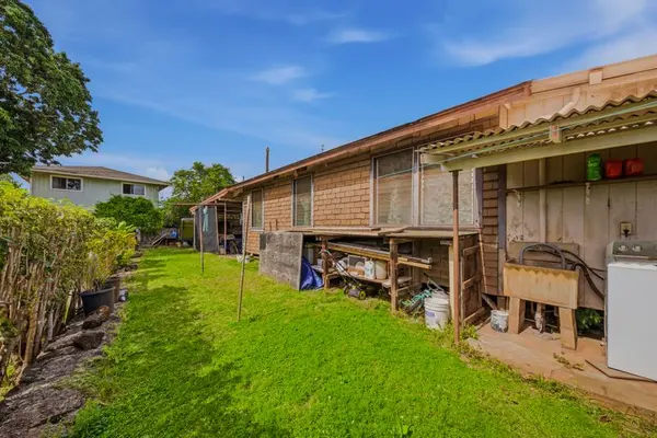 4744 MENEHUNE RD, Waimea, HI 96796