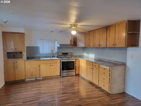 4475 DAISY ST #87, Springfield, OR 97478