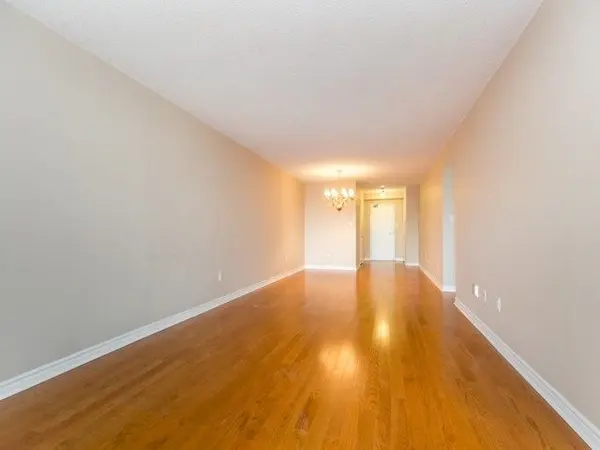 30 Holly ST #901, Toronto C10, ON M4S 3C2