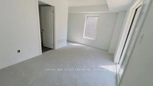 787 Kootenay PATH N, Oshawa, ON L1H 0A7