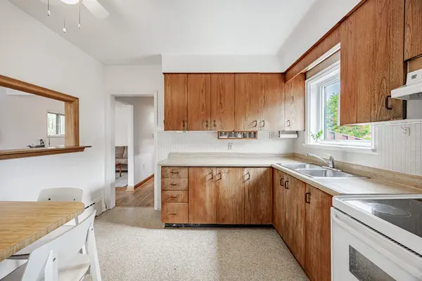 21 Tripp CRES, Toronto E04, ON M1P 1B4