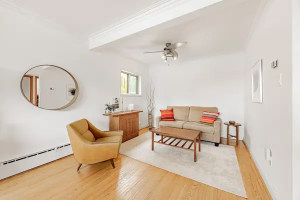 21 Tripp CRES, Toronto E04, ON M1P 1B4