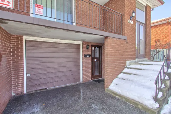 22A Kingsdown DR, Toronto E04, ON M1K 3B8