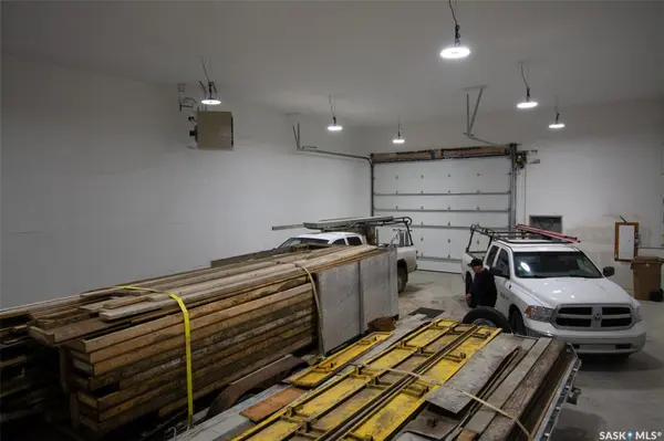 1143 Winnipeg STREET #B, Regina, SK S4R 1J5