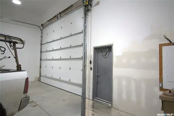 1143 Winnipeg STREET #B, Regina, SK S4R 1J5