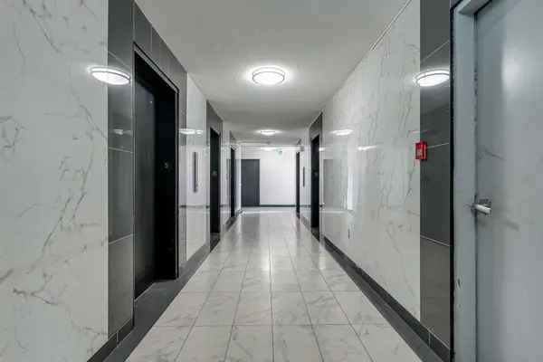 340 Dixon RD #513, Toronto W09, ON M9R 1T1