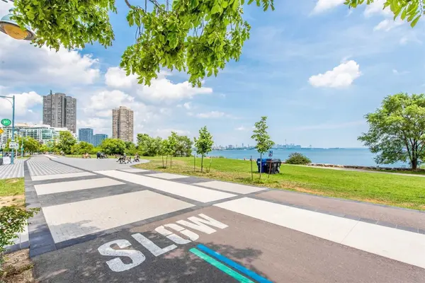 58 Marine Parade DR #606, Toronto W06, ON M8V 4G1