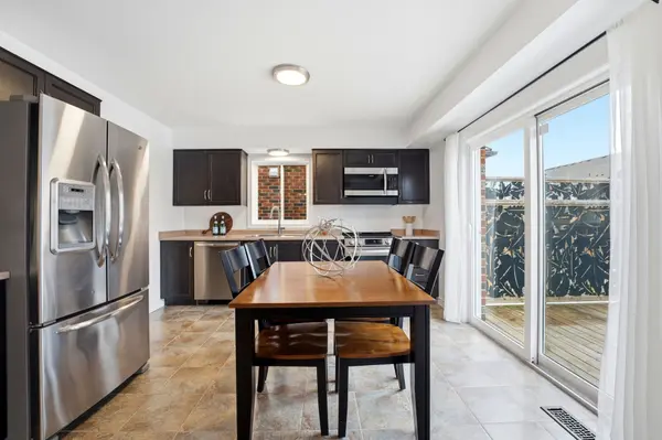 9 Patterson DR, North Dumfries, ON N0B 1E0