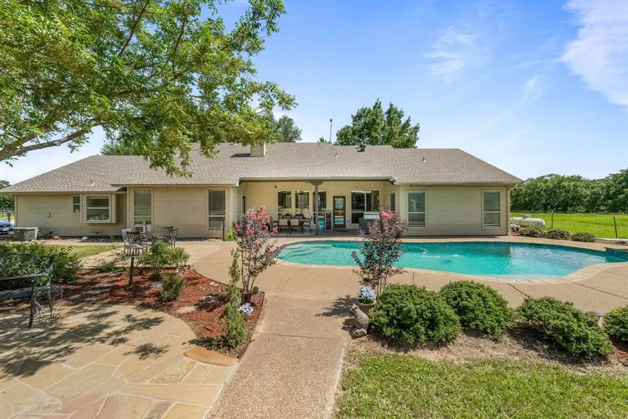 4951 N FM 51, Weatherford, TX 76085