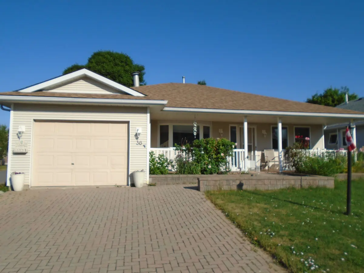 36 Cretney DR, Prince Edward County, ON K0K 3L0