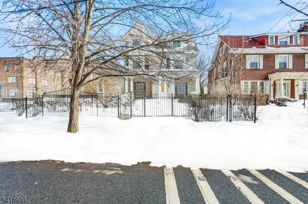 16 Ingraham Pl, Newark City, NJ 07108