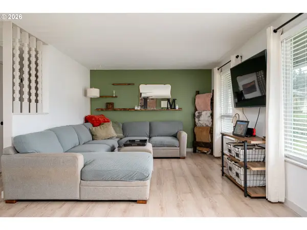 21480 S CLEARVIEW CT, Oregon City, OR 97045