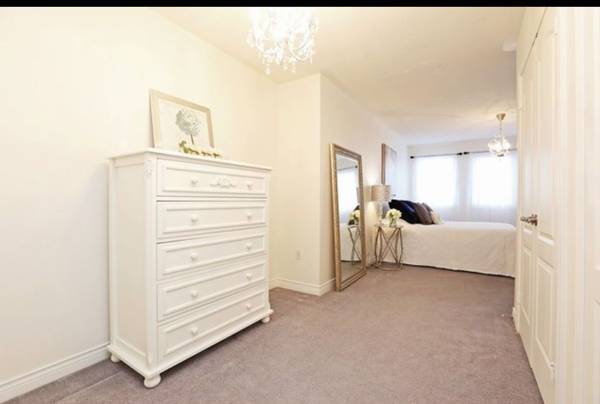 103 Dooley CRES, Ajax, ON L1T 4J3