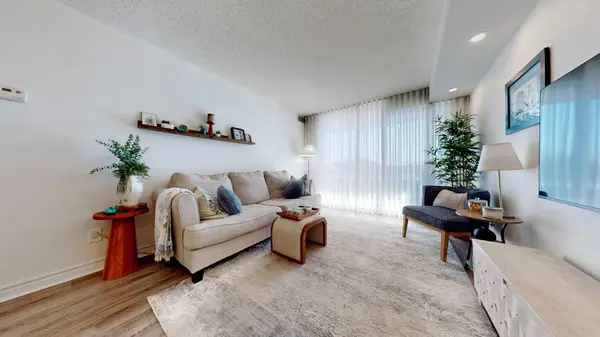 1 Emerald LN #407, Vaughan, ON L4J 8N2