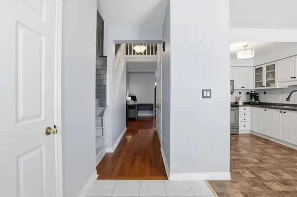 96 Greentrail DR #43, Hamilton, ON L0R 1W0