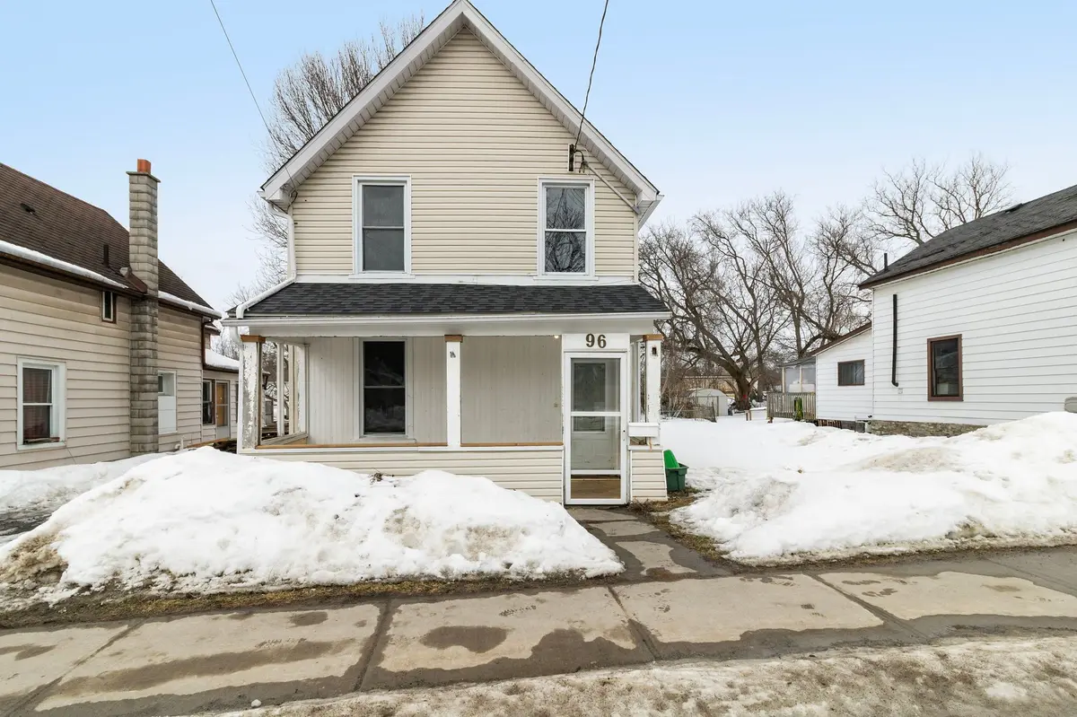 96 Brock ST, Brockville, ON K6V 4G1