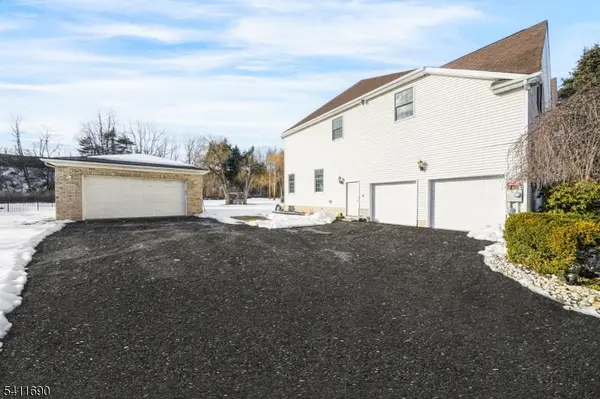4 Buck Run Ct, Montville Twp., NJ 07082