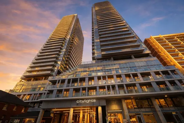 195 Redpath AVE #1713, Toronto C10, ON M4P 0E4