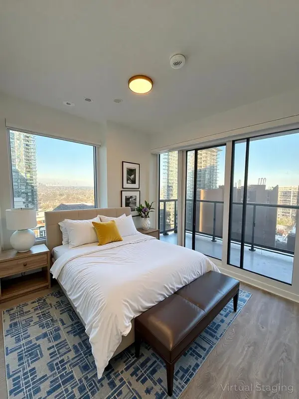 771 Yonge ST #1808, Toronto C02, ON M4W 2G4