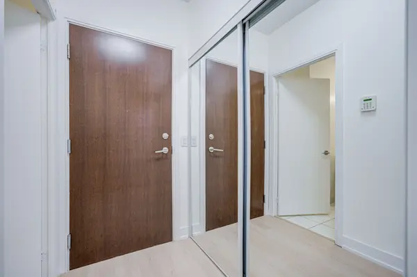 151 Village Green SQ #Ph3, Toronto E07, ON M1S 0K5