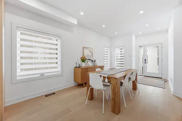 72 Ravineview DR, Vaughan, ON L6A 3T6