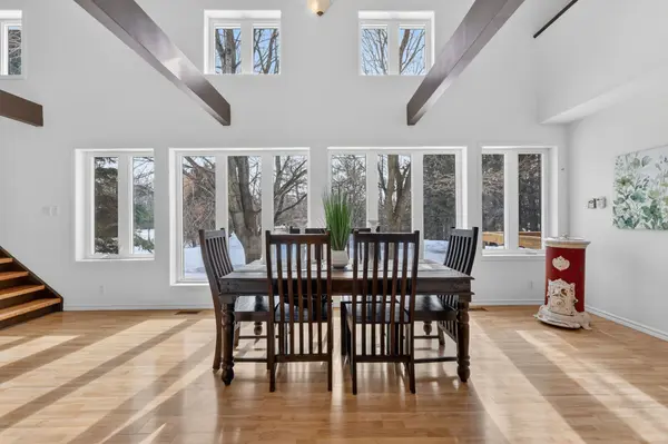 5768 Smith BLVD, Georgina, ON L0E 1A0