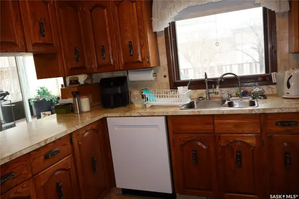 105 Magnan STREET, Gravelbourg, SK S0H 1X0