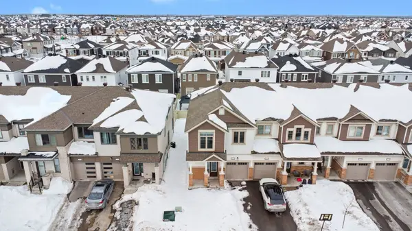 513 Catleaf ROW, Orleans - Cumberland And Area, ON K4A 5J2