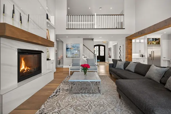 747 Vernon PL, Hamilton, ON L9G 3H4