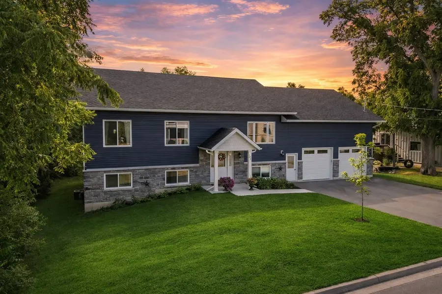 146 Mary ST, Clearview, ON L0M 1G0