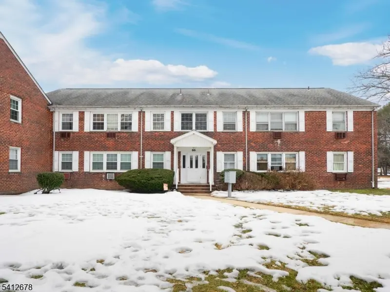 66 Stonehurst Blvd #A, Freehold Twp., NJ 07728