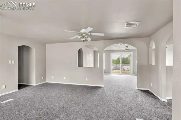 20 Wilmont CIR, Florence, CO 81226