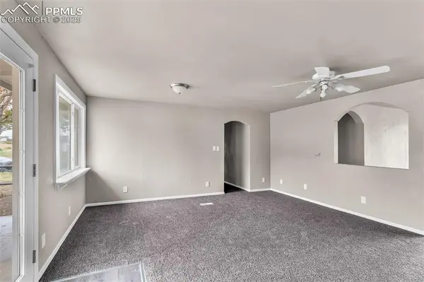 20 Wilmont CIR, Florence, CO 81226