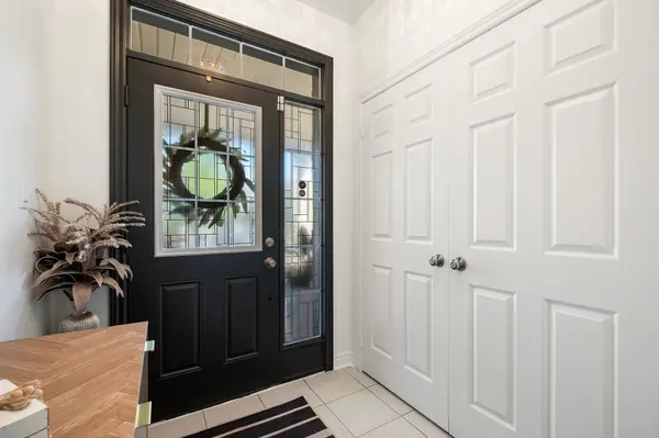 33 Sharpe CRES, New Tecumseth, ON L0G 1W0