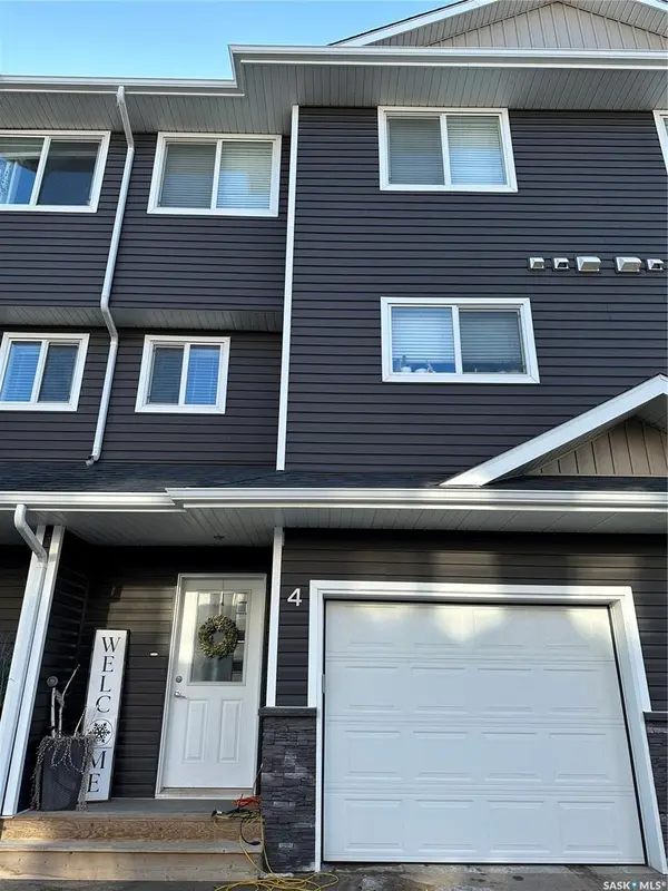 1060 Parr Hill DRIVE #4, Martensville, SK S0K 2T1