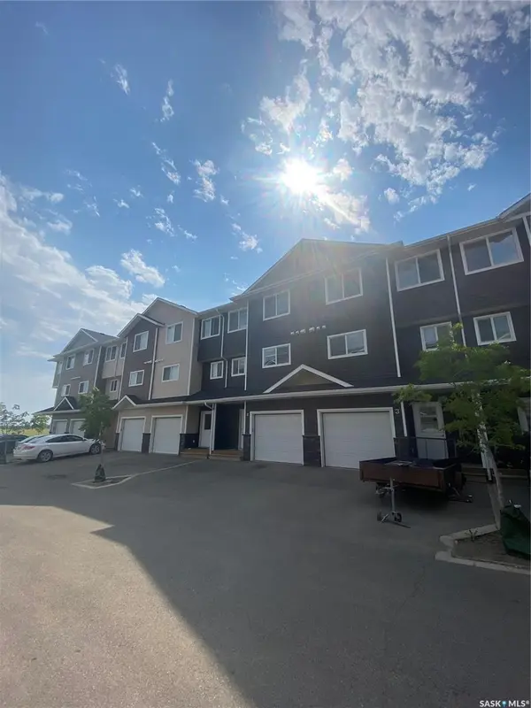 1060 Parr Hill DRIVE #4, Martensville, SK S0K 2T1