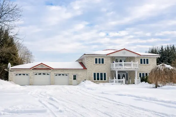 5575 Halls RD, Whitby, ON L1M 1S5