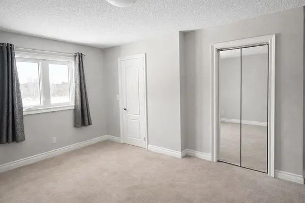 5575 Halls RD, Whitby, ON L1M 1S5