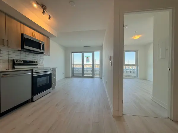 1010 Sandy Beach RD #502, Pickering, ON L1W 3V9