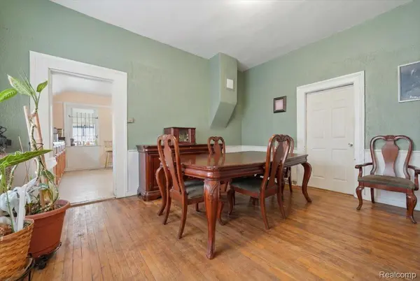 2745 VERMONT ST, Detroit, MI 48216