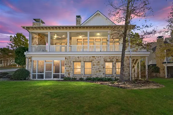 4521 W Cove Court, Malakoff, TX 75148