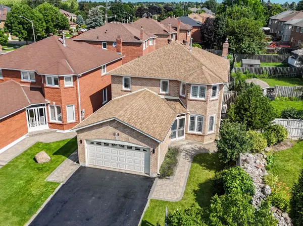84 Lagani AVE, Richmond Hill, ON L4B 3C6