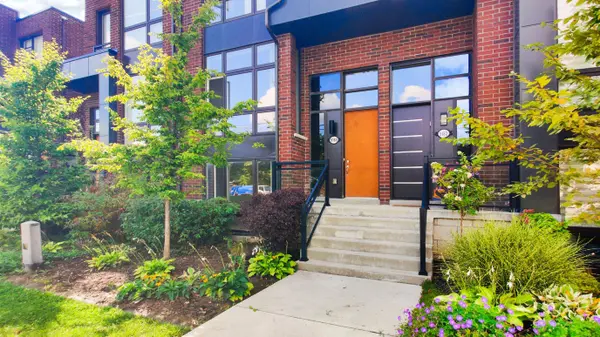 9180 Bathurst ST, Vaughan, ON L4J 0K1