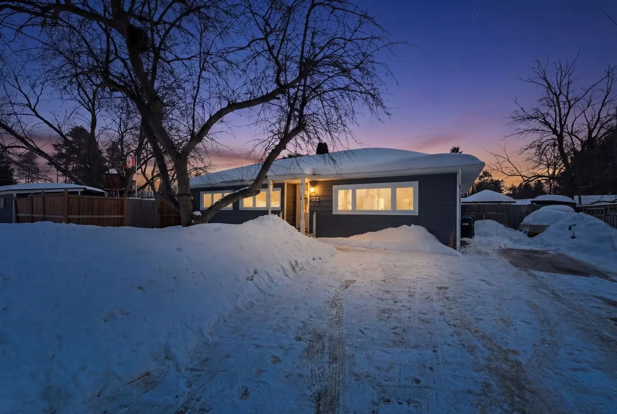 22 Cecil ST, Essa, ON L0M 1B3