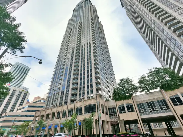 761 Bay ST #1901, Toronto C01, ON M5G 2R2