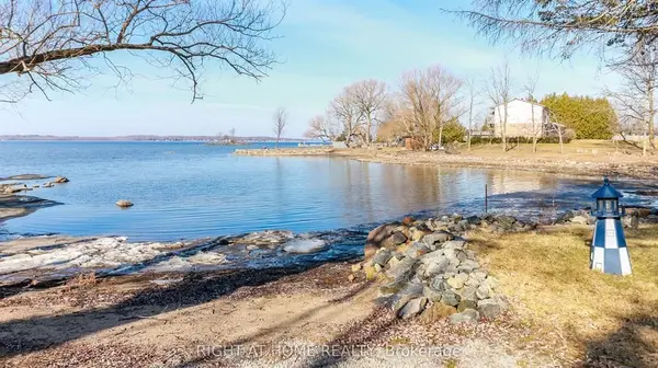 20 Long Point RD, Tay, ON L0K 2C0